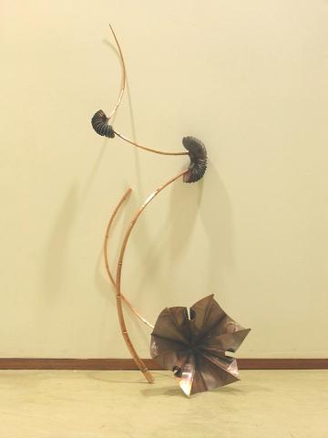 FLORAL ARRANGEMENT